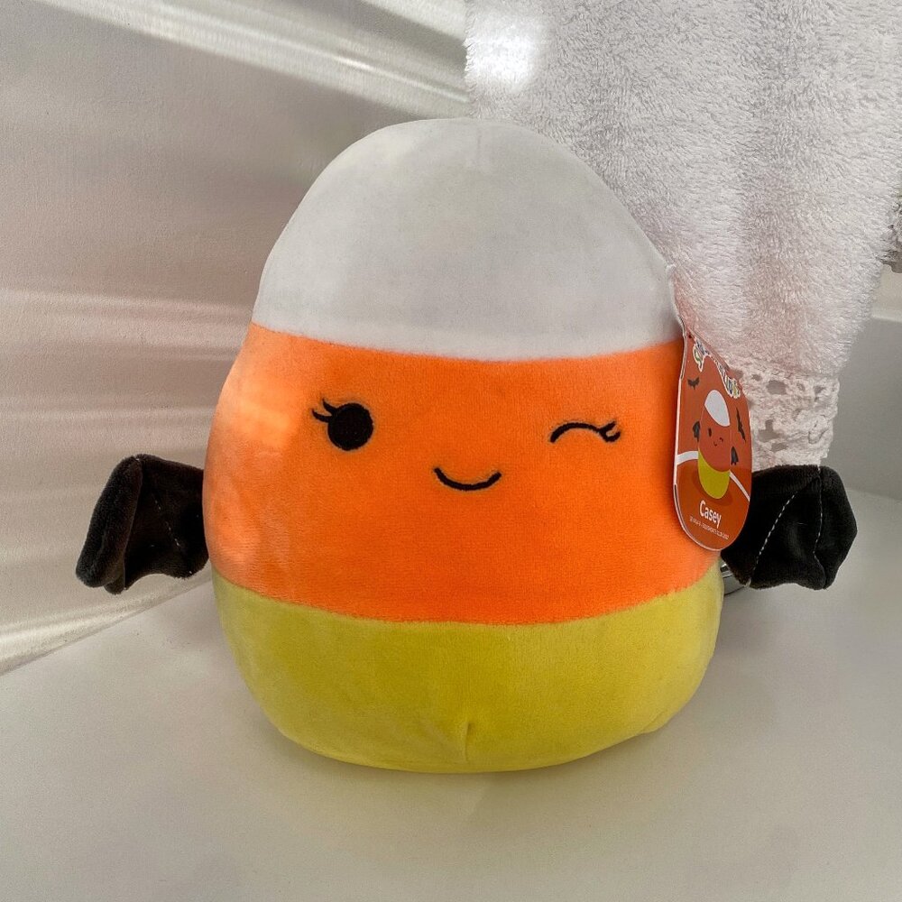 🔮 2 for $40 🔮 Squishmallows Halloween Casey Candy Corn Bat 8" Plush NWT